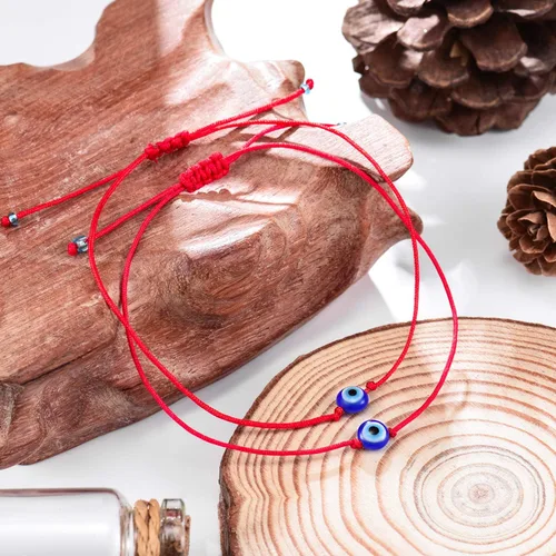 Vista 2 de Shonyin Juego de pulseras de mal de ojo hecho a mano con tarjeta pulsera de cuerda roja amuleto de la suerte para mujeres hombres familiares y amigos