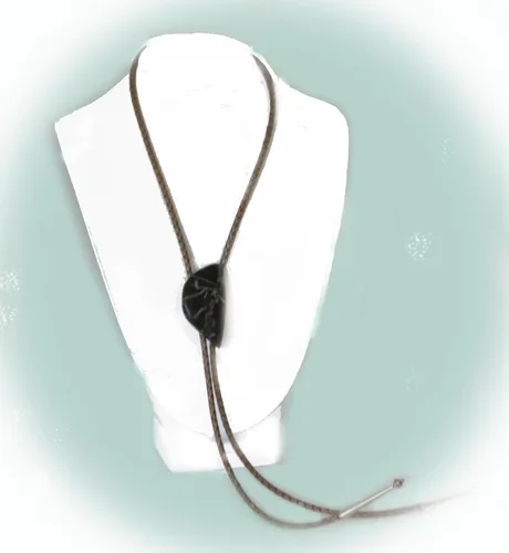 Vista 4 de Bolo Tie with an Irregular Shaped Piece of Maroon Jasper with Tan-Grey Lines "Chinese Writing" on Leather cord with Sterling Silver Tips