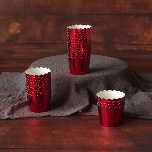 Vista 2 de 50 forros de papel para cupcakes para hornear, vacaciones, fiestas, bodas, aniversarios (rojo)