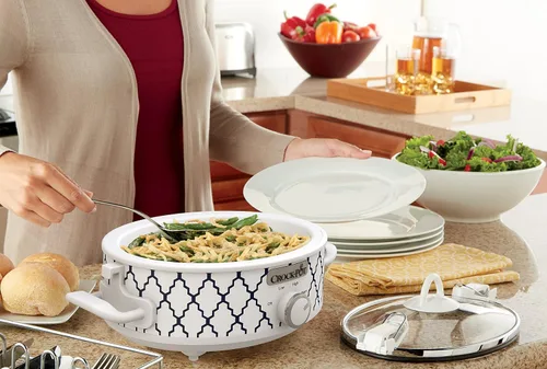 Vista 2 de Crock-Pot mini olla cacerola de cocción lenta de 2.5 qt, color blanco/azul