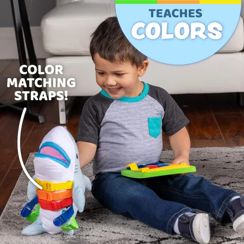 Vista 4 de Buckle Toys - Peluche de tiburón Bruce - Juguete de viaje Montessori para niños pequeños - Desarrolla habilidades motoras y resolución de problemas