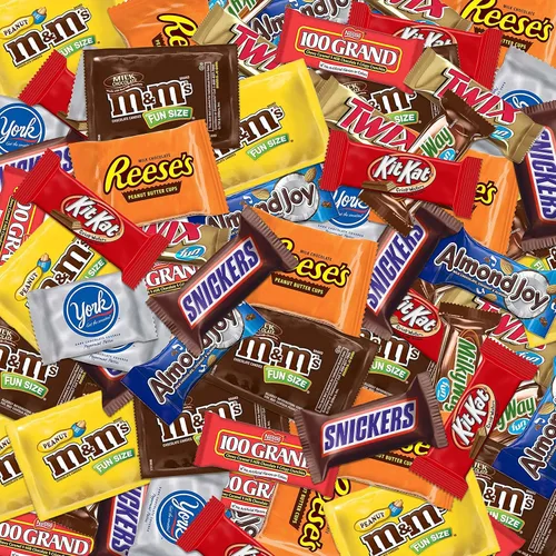 Vista 2 de Paquete variado de chocolate de Halloween – Paquete de cuidado a granel de 5 libras con 135 golosinas envueltas individualmente – Surtido de mini