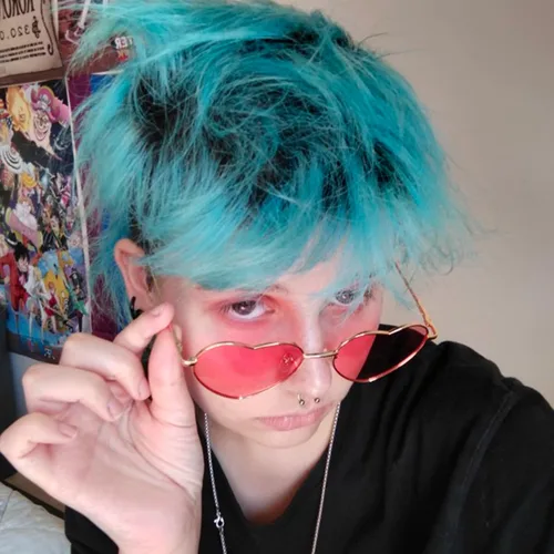 Vista 3 de EYLRIM Gafas de sol polarizadas en forma de corazón para mujer, con bonito marco de metal, 100% protección UV