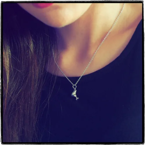 Vista 2 de Quan Jewelry Collar con colgante de cristal de Margarita para mujer, fiesta, cumpleaños, regalo de San Valentín para hermana, joyería de mejor amiga