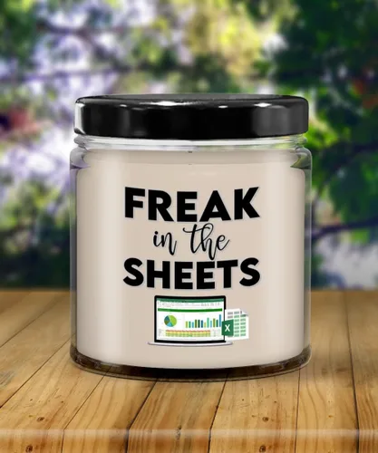 Vista 4 de Freak in The Sheets - Vela Excel para contador CPA Contabilidad Ideas de agradecimiento para jefe compañero de trabajo Humor de oficina, 9 onzas
