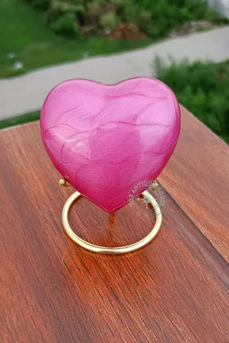 Vista 5 de Urna rosa de recuerdo mini urna de cremación de corazón con caja negra premium y soporte de latón, para tu ser querido, cenizas humanas y urna