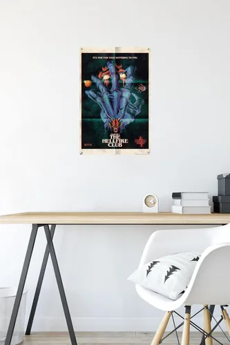 Vista 6 de Trends International Netflix Stranger Things: Season 4 - Póster de pared con pasadores de presión del club Hellfire