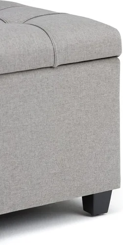 Vista 8 de SIMPLIHOME - Otomana Shiloh de cuero vegano de 48 pulgadas de ancho en color marrón castaño Otomana de transición con tapa capitoné y elevable