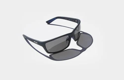 Vista 3 de Revo Gafas de sol Rebel x Bear Grylls Lente polarizada para hombre con marco rectangular