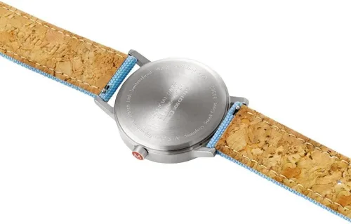 Vista 4 de Mondaine Reloj Classic Official Swiss Railways BlancoAqua, Movimiento de cuarzo
