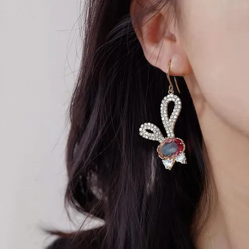 Vista 2 de JA.S.JR Pendientes de diamantes de imitación de conejo diseñados para mujer