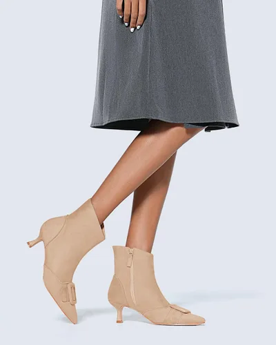 Vista 3 de Coutgo Botines de tacón de gatito para mujer, puntera puntiaguda, cremallera lateral, hebilla cuadrada, botines de invierno