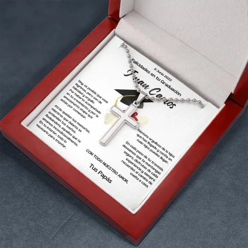 Vista 2 de Regalo Inolvidable Collar con Cruz para Celebrar la Graduación de Tu Hijo. - Personalizada.