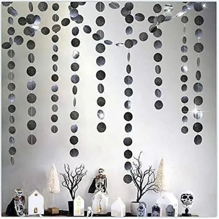 Vista 4 de JEYE Guirnalda de círculos negros para fiesta, decoración de lunares colgantes, banderines, telón de fondo para cumpleaños, graduación, decoración