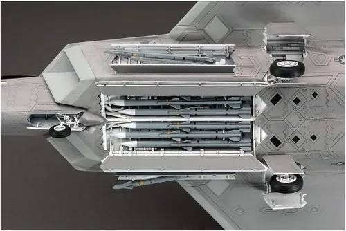Vista 8 de Hasegawa 1/48 F-22 Raptor USAF