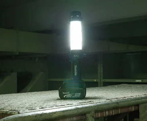 Vista 8 de Makita DML806 LXT linterna LED de 18 voltios, sin cables, de ion de litio