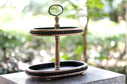Vista 2 de Lavender Inspired Soporte de bandeja de 2 niveles, madera envejecida con mango de metal, ovalado, decoración de mesa auxiliar y cocina (negro)