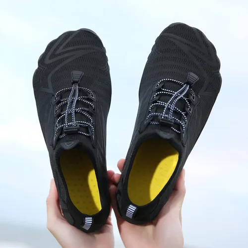 Vista 3 de Whatseaso Zapatos acuáticos para mujeres y hombres, de secado rápido, zapatos descalzos para buceo, natación, surf, aqua, caminar, playa, yoga