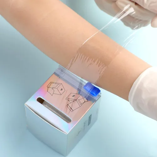 Vista 3 de Charme Princesse Paquete de 2 envolturas de plástico desechables para tatuajes de cejas, 984.3 ft, película conservadora permanente, suministros