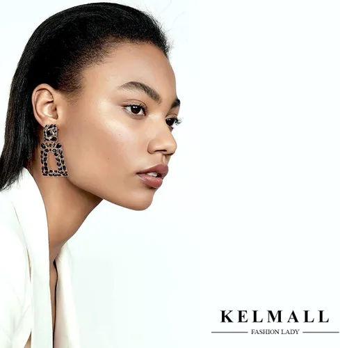 Vista 3 de KELMALL Aretes Colgantes de Pedrería Geométricos Gruesos para Mujeres Aretes Colgantes Rectangulares Audaces de Declaración, Joyería de Moda