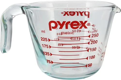 Vista 4 de Taza de medir Pyrex Prepware de 8 tazas, Empaque estándar, Transparente/Rojo