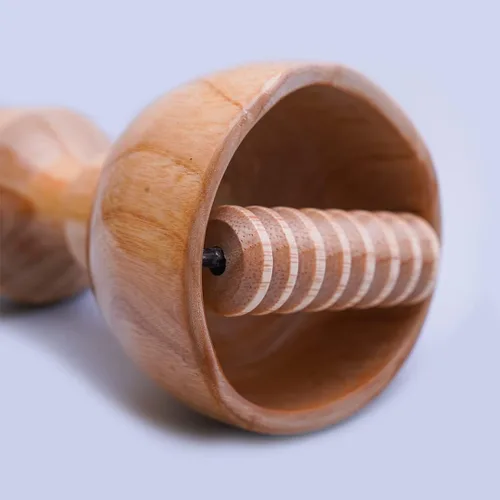 Vista 2 de Herramienta de madera del masaje de la taza del extremo del hongo del rodillo, woodtherapy colombiano