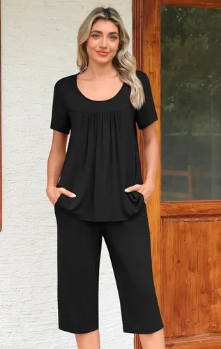Vista 2 de POPYOUNG Conjunto de pijama de verano para mujer, 2 piezas, ropa de descanso, capri con bolsillos, ropa de dormir