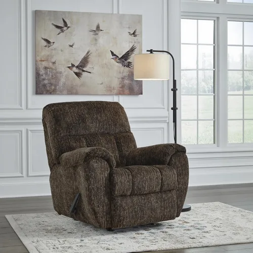 Vista 2 de Signature Design by Ashley Rampant Sillón Mecedora Reclinable Casual Manual con Brazos Acolchados, Marrón Oscuro Chocolate