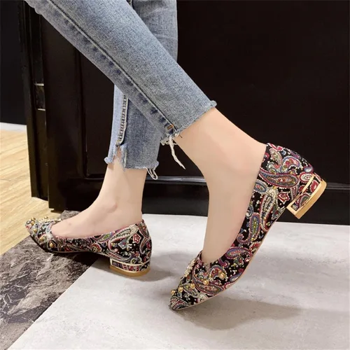 Vista 5 de Zapatos planos de ballet para mujer a la moda con diamantes de imitación de perla y punta puntiaguda, estilo retro, bordado cómodo, formal