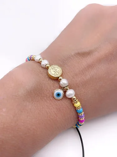 Vista 3 de Pulsera ajustable con cuentas de arco iris de mal de ojo de San Benito