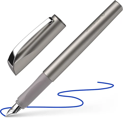 Vista 7 de Schneider 168623 Pluma estilográfica Ceod Shiny (usuarios diestros y zurdos, punta media, incluye cartucho de tinta azul rey) azul