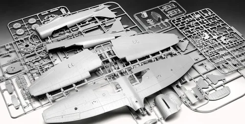 Vista 7 de Revell 03851 Hawker Tempest Mk.V 1:32 Escala sin construir/sin pintar Kit de modelo de plástico