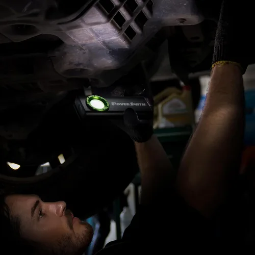 Vista 7 de PowerSmith - Linterna magnética recargable, banco de energía de 1200 lúmenes, linterna plana delgada con carcasa de metal, clip de bolsillo