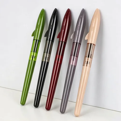 Vista 10 de Jinhao Shark - Pluma estilográfica, paquete de 12 puntas EF, tonos apagados retro (marfil, borgoña, gris, negro transparente, aguacate, té), estuche