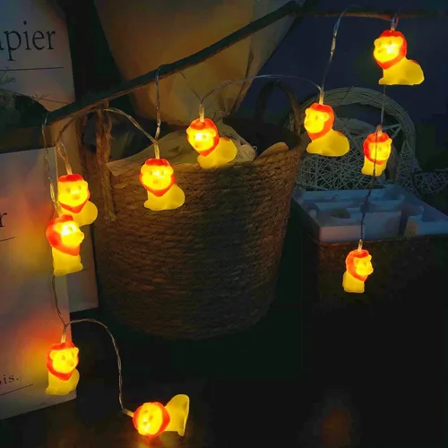 Vista 8 de Guirnalda de luces LED con forma de león con forma de animal de 5.4 pies, 10 luces LED de león con sombrero rojo, luces de hadas para decoración