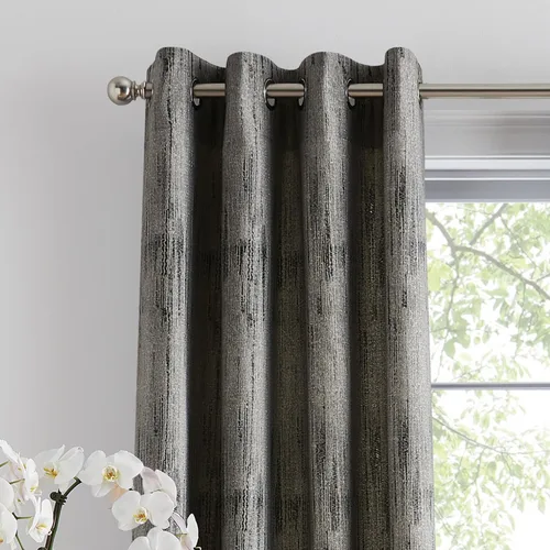 Vista 2 de DKNY Basalto Jacquard - Cortinas de oscurecimiento de habitación para sala de estar, par de paneles con ojales, 63 pulgadas, negro/plateado