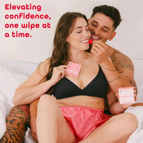 Vista 4 de Toallitas femeninas Sweetums para mujeres, envueltas individualmente - Toallitas íntimas con sabor y pH equilibrado - Paquete de 10 (cereza)
