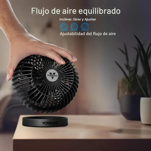 Vista 3 de Ventilador personal ajustable Vornado SPHERE, funcionamiento silencioso, flujo de aire de enfriamiento dirigido, 2 ajustes de velocidad, control
