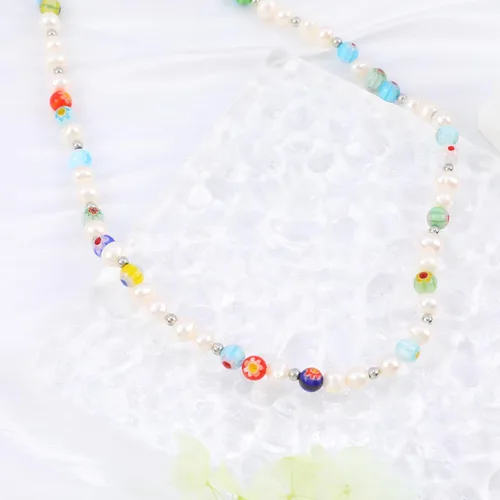 Vista 4 de Collar de perlas para mujeres y niñas, collar de cadena de perlas con clip de papel, collar de cadena de perlas de medio eslabón, collar de perlas