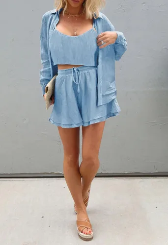 Vista 3 de Fixmatti Conjunto de 3 piezas de verano para mujer, camisa de manga larga con botones, top halter y pantalones cortos