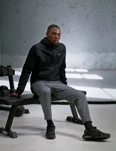Vista 2 de Nike Therma-Fit - Pantalones de entrenamiento ajustados para hombre