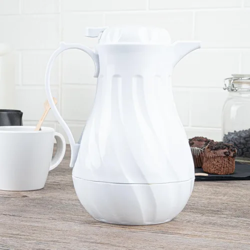 Vista 7 de Restaurantware Paquete de 10 jarras térmicas de plástico de 20 onzas con mango ergonómico, cafetera blanca con boquilla sin goteo, para catering