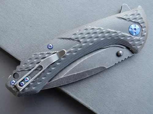 Vista 8 de Eafengrow EF927 Cuchillo de bolsillo D2 Hoja de acero con revestimiento de óxido negro, cuchillo para exteriores, mango G10, rodamiento de bolas