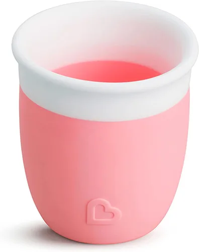 Vista 5 de Munchkin Taza de entrenamiento para sorber, taza pequeña de silicona abierta para bebés y niños pequeños de 4 meses de edad en adelante, 2 onzas