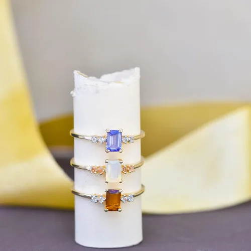 Vista 6 de YoTreasure Healing Crystal Citrine Ethiopian Opal Green Onyx London Blue Topaz Rhodolite Garnet Moonstone Tanzanite 10K YellowRose Gold Engagement