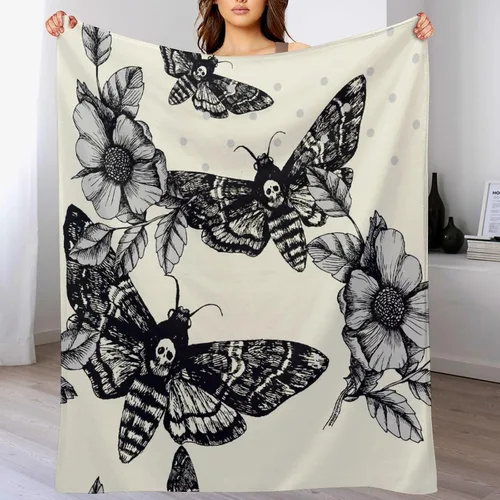 Vista 7 de Manta gótica de franela de polilla abstracta, mágica, bohemia, mariposa, esqueleto, luna, estrellas, manta estética para hombres, mujeres, niñas