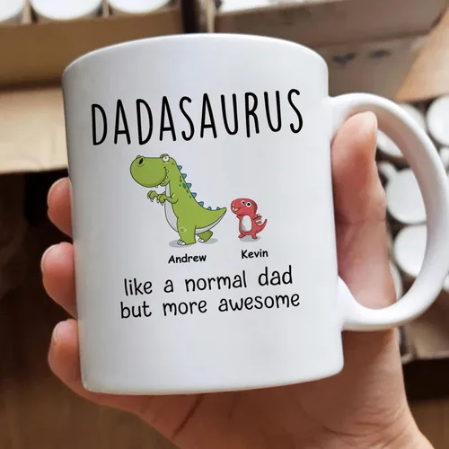 Vista 3 de Gossby Taza de Café Personalizada DADASAURUS – Regalo Personalizado para Papá de Niño, Hija, Hijo, Esposa Con Diseño, Nombres – Divertido Día