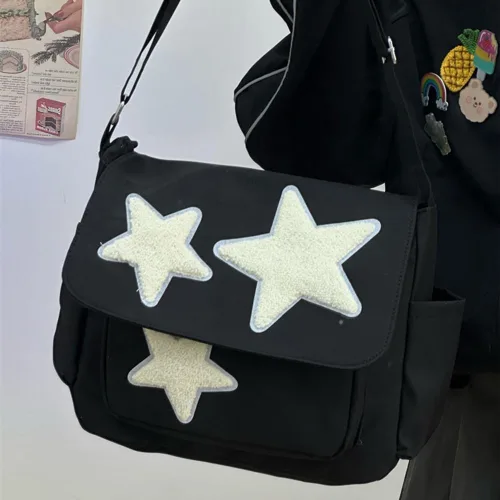 Vista 3 de Bolso tipo mensajero kawaii, lindo bolso cruzado kawaii estético para mujer, bolsa de mensajero de lona con solapa