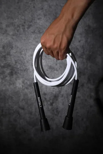 Vista 4 de Cuerda de saltar 6 en 1 para principiantes con cuerda segmentada sin enredos, cuerda de cuentas segmentada, cuerda de PVC, bola de masaje, banda
