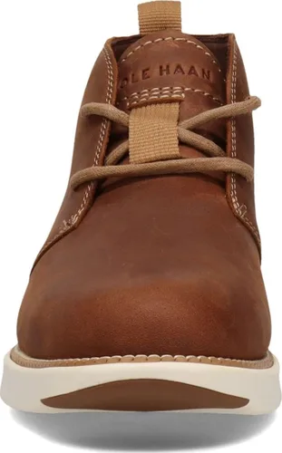 Vista 2 de Cole Haan Chukka Grand Atlantic para hombre resistente al agua
